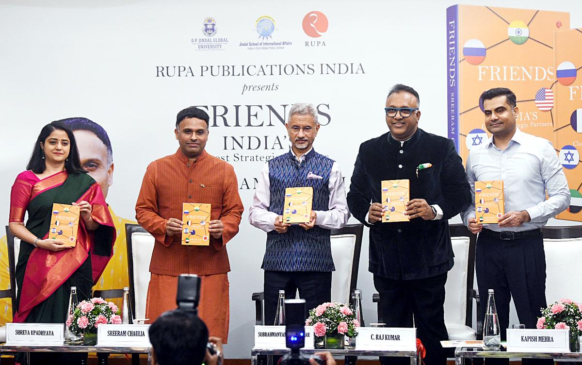 External Affairs Minister S. Jaishankar releases Professor Sreeram Chaulia’s book titled ‘Friends: India’s Closest Strategic Partners’, at the India Habitat Centre in New Delhi on Saturday. Jindal Global Law School Vice Chancellor C. Raj Kumar, Rupa Publications MD Kapish Mehra and Journalist Shreya Upadhyaya are also present.