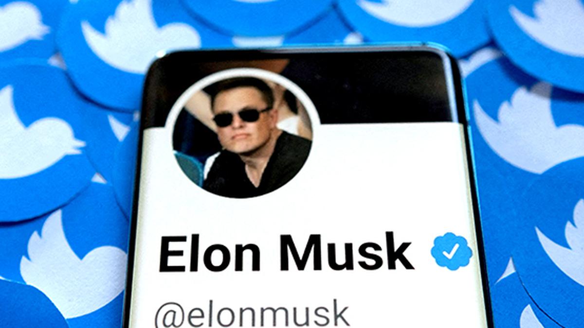 Elon Musk’s $44 billion Twitter deal gets board endorsement