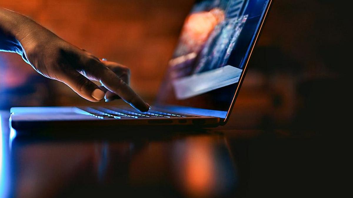 Journalists decry increasing censorship online