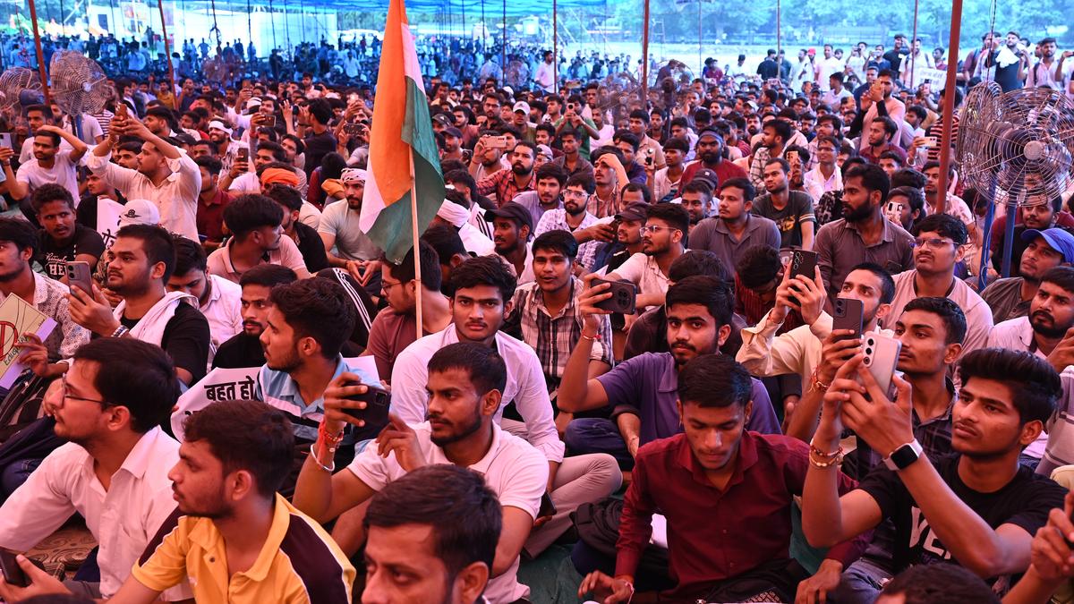 Opposition parties slam Delhi police for using force against SSC aspirants; police deny charge