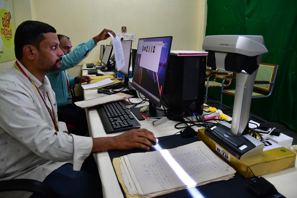 Revenue Minister inaugurates Bhu Suraksha Yojane, project aimed at  digitising all base land records - The Hindu