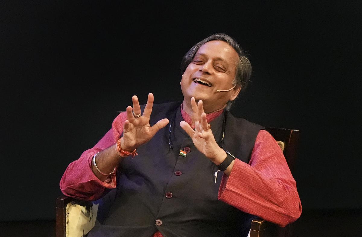 Support galore for Shashi Tharoor from Central Travancore
