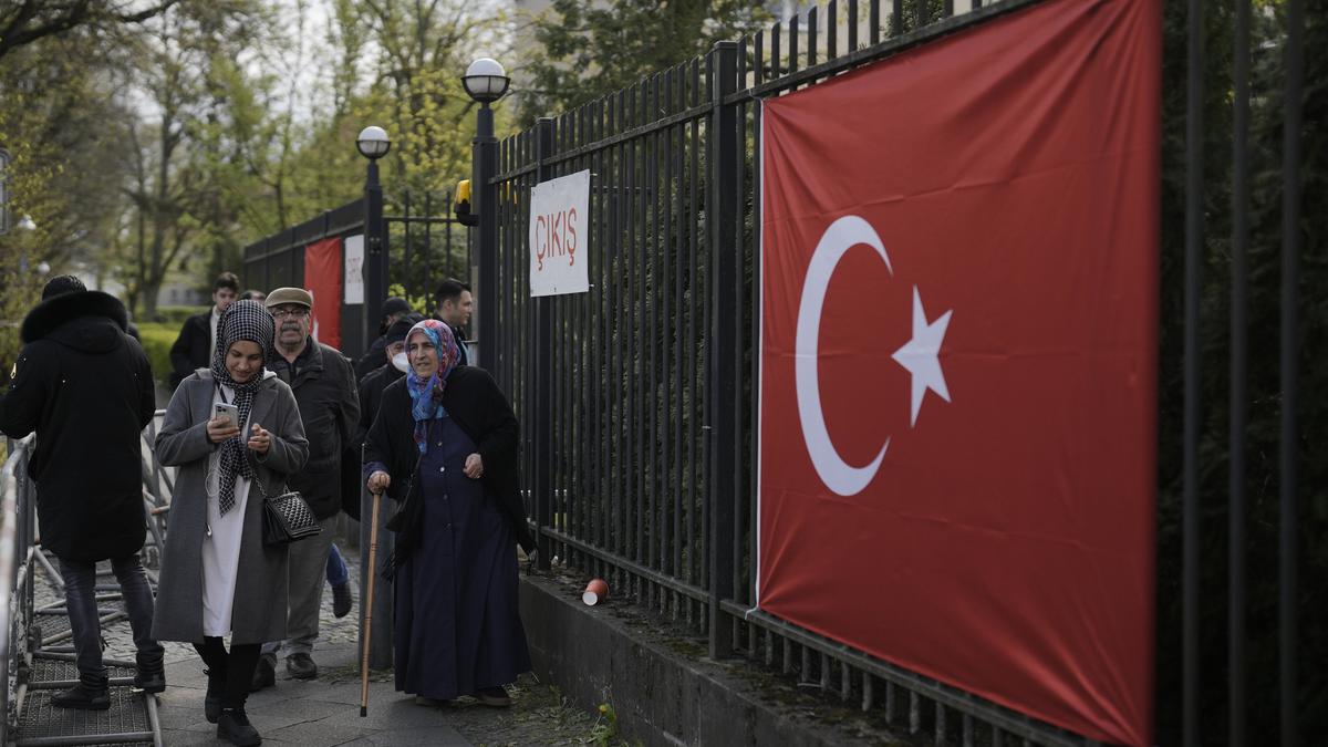 Turkish citizens abroad begin voting in national election