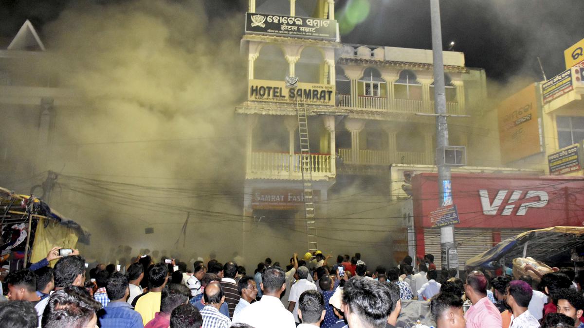 Major fire breaks out in Odisha’s Puri shopping complex, over 100 people rescued