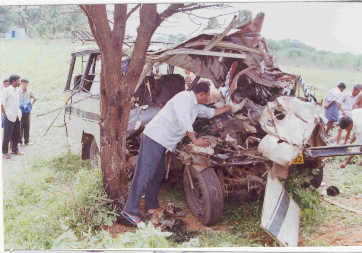 The mangled remains of a van which was involved in a collision with a TNSTC bus at Nalattinputhur near Kovilpatti in Thoothukudi district on November 14, 2001