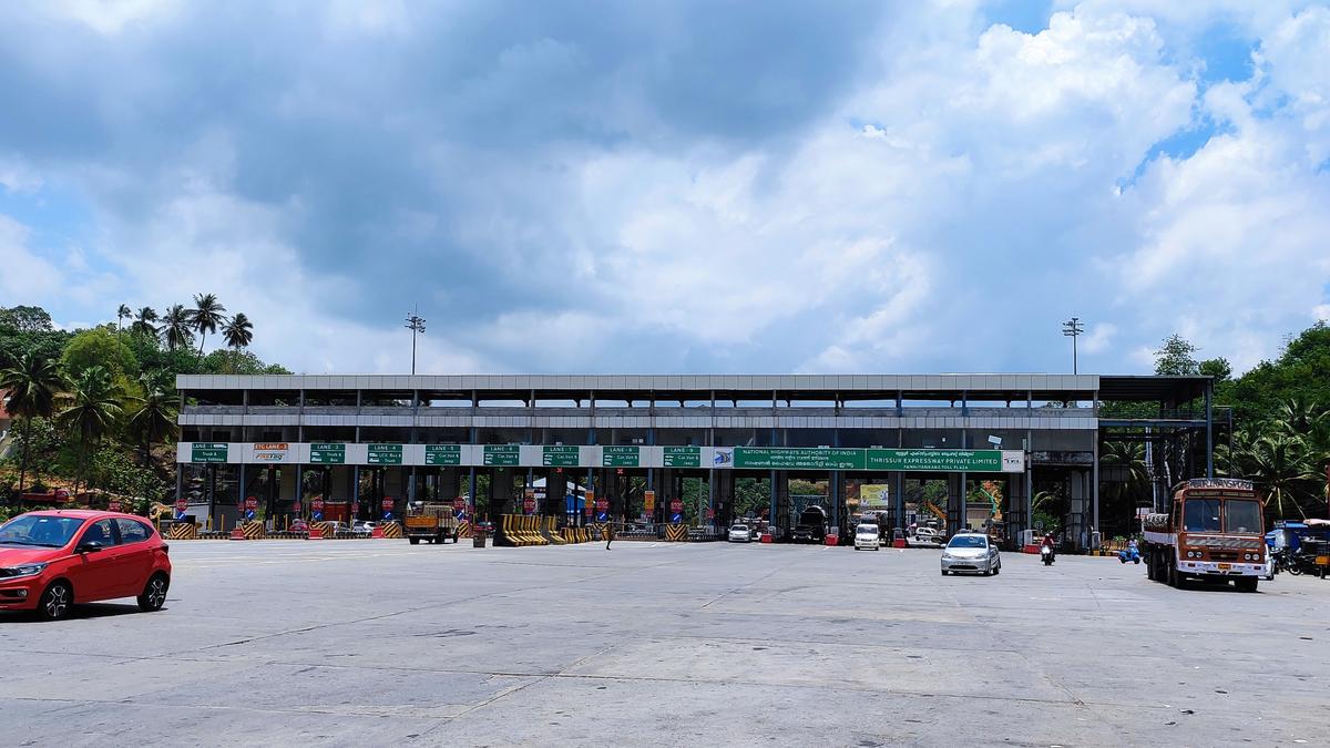 Private bus strike in Kerala hits passengers as around 8,000 buses stay off road; north and central Kerala suffer most