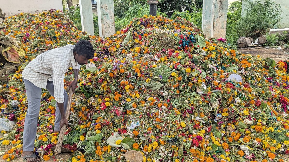 Bathukamma floral waste to become biowaste in Warangal