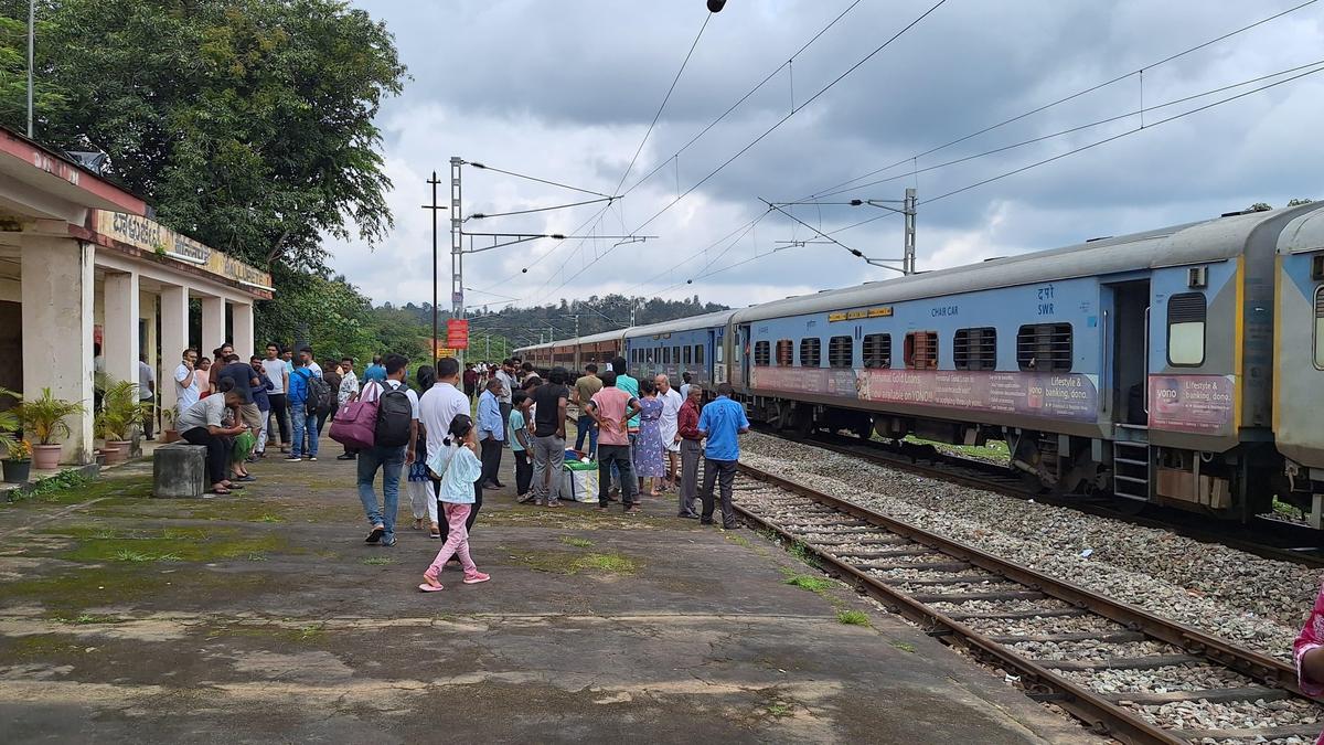 Railways to run express trains to clear additional rush during Ugadi festival