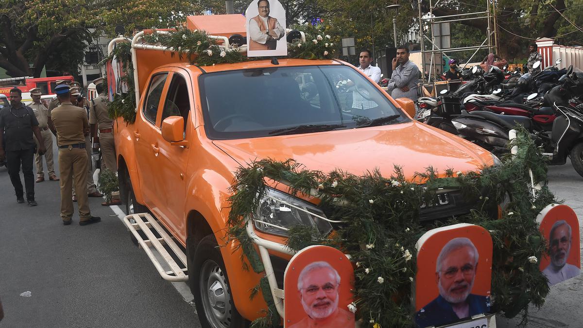 Lok Sabha elections LIVE updates | PM Modi to conduct roadshow in Chennai today