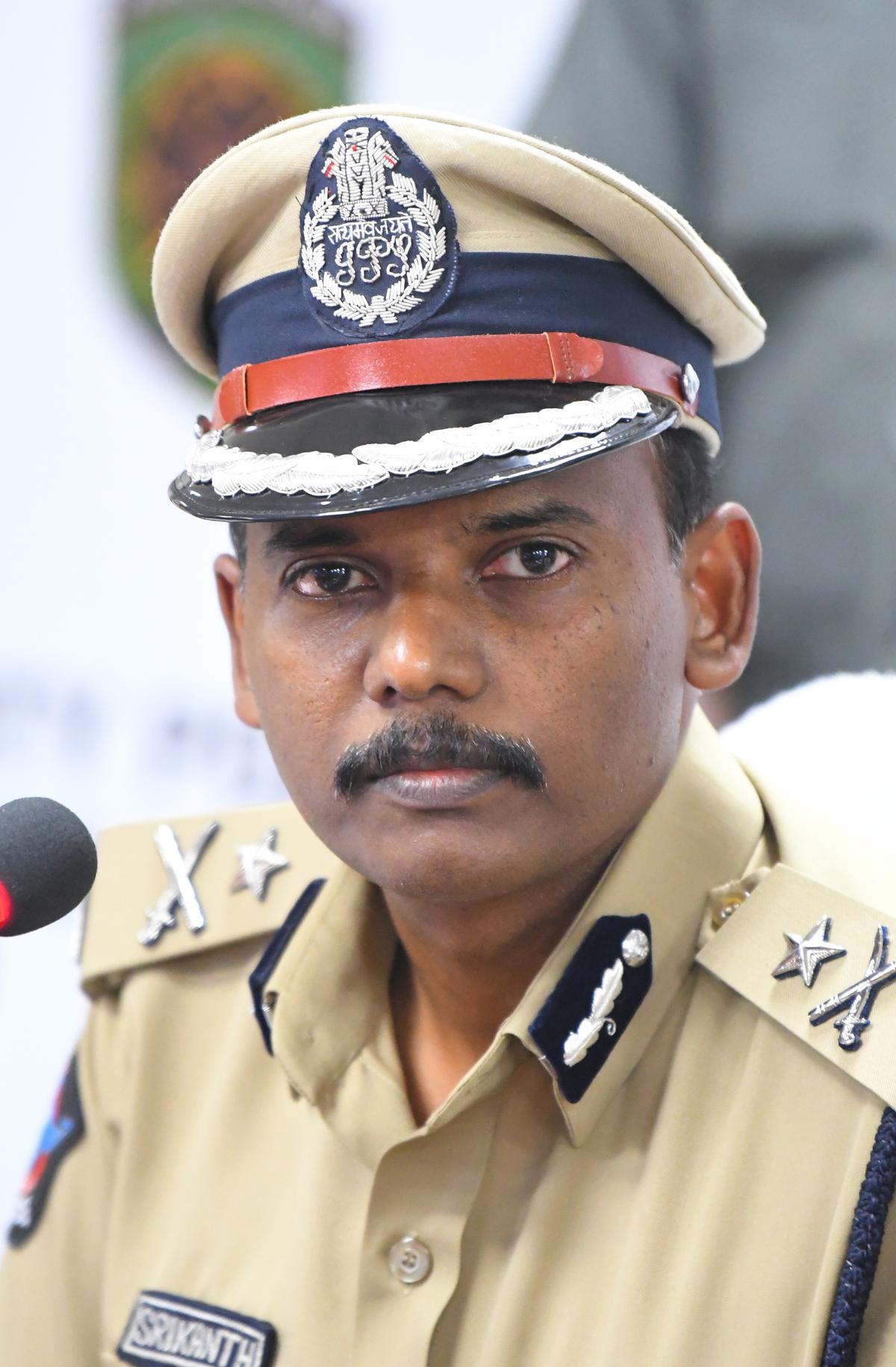 Attack on YSRCP leaders at airport was pre-planned, says Visakhapatnam Police Commissioner