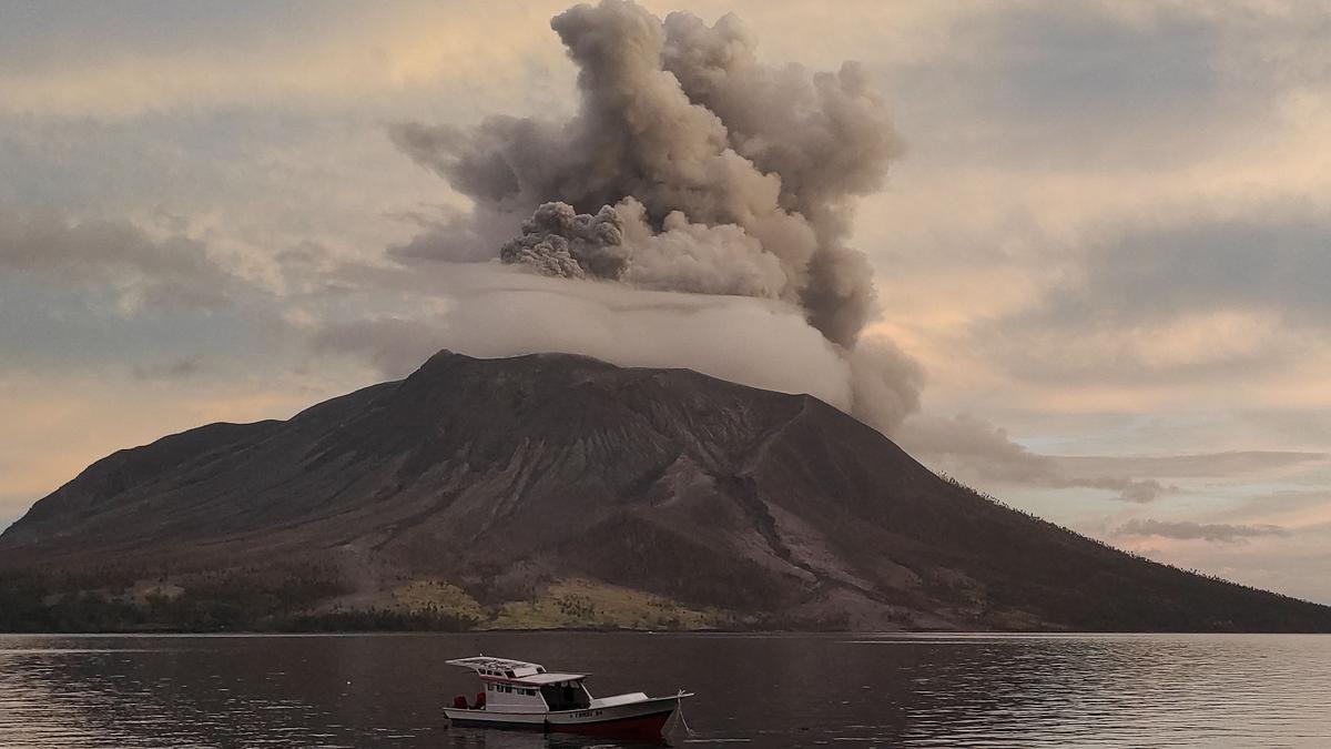 Remote Indonesia volcano Mount Ruang erupts again