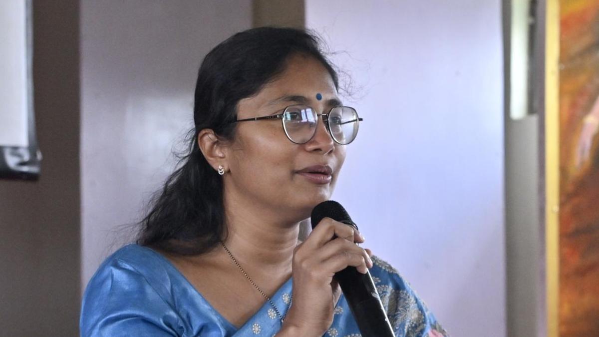 Scammers impersonate Nilgiris Collector, case registered