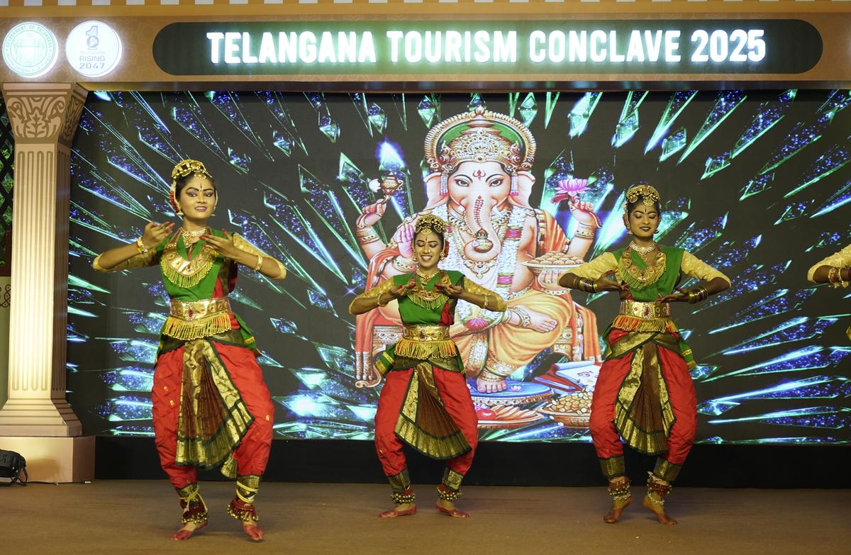 Cultural performance at the Tourism Conclave 2025 at Shilparamam in Hyderabad on Saturday (September 27, 2025).  