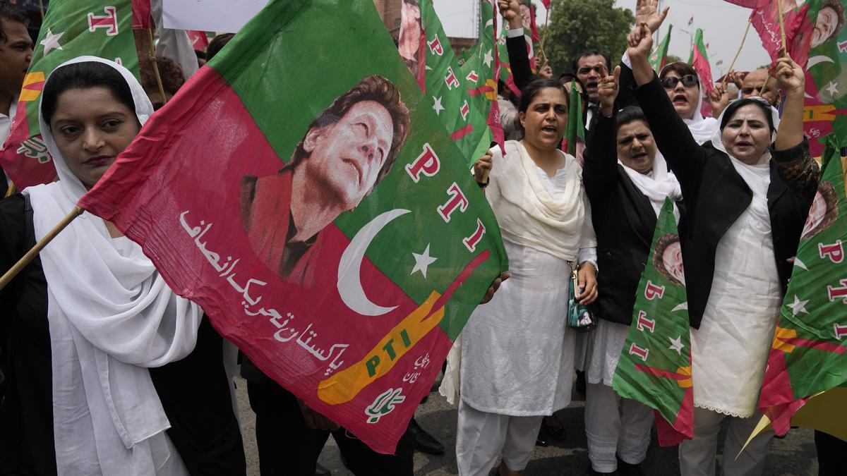 Imran Khan's party files plea in Pakistan Supreme Court; seeks retrial in Toshakhana  case - The Hindu