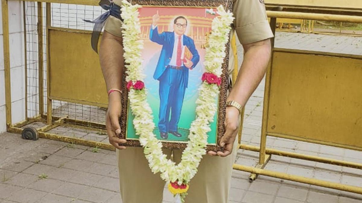 Bengaluru cop protests police chief's suspension; cites political influence