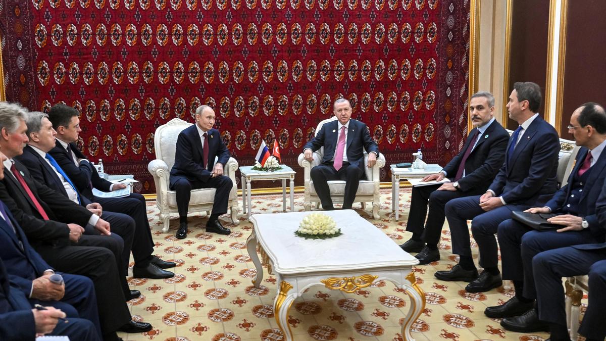 ‘Peace is not far away’ says Erdogan, returning from Putin meeting