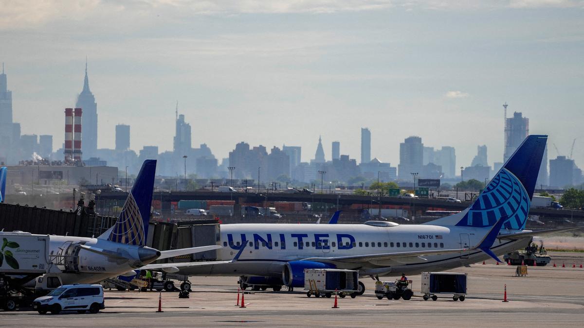 business united airlines bears brunt of newark airport chaos