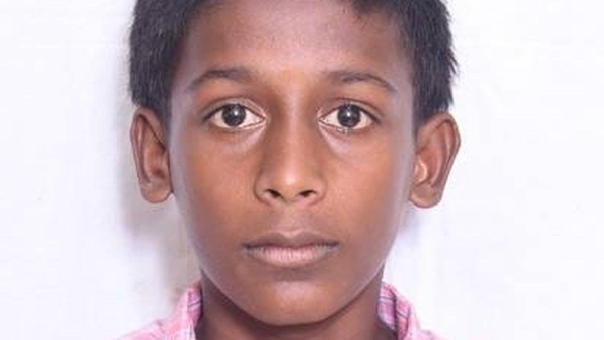 Class 10 student dies as thatched hut catches fire near Minjur