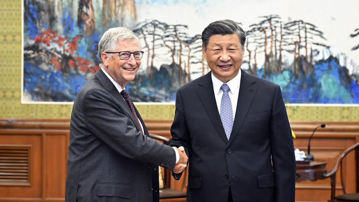 Chinese President Xi Jinping stresses U.S.-China cooperation in meeting with Bill Gates