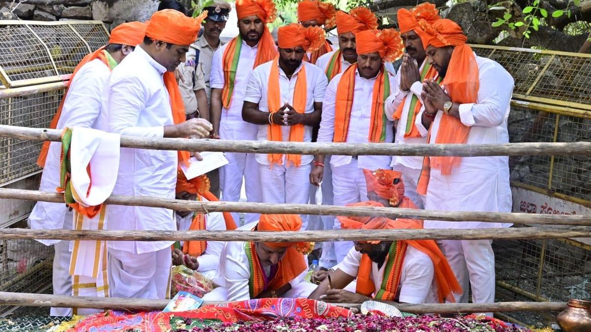 Shivaratri puja performed to Shivalinga at Aland dargah amid tight security