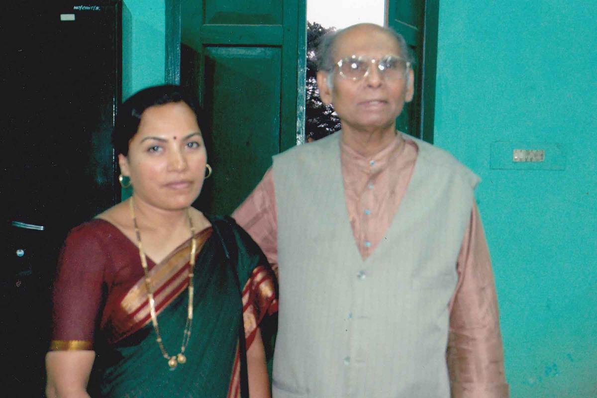 Jyoti with her guru, Ustad Asad Ali Khan Jyoti with her guru, Ustad Asad Ali Khan