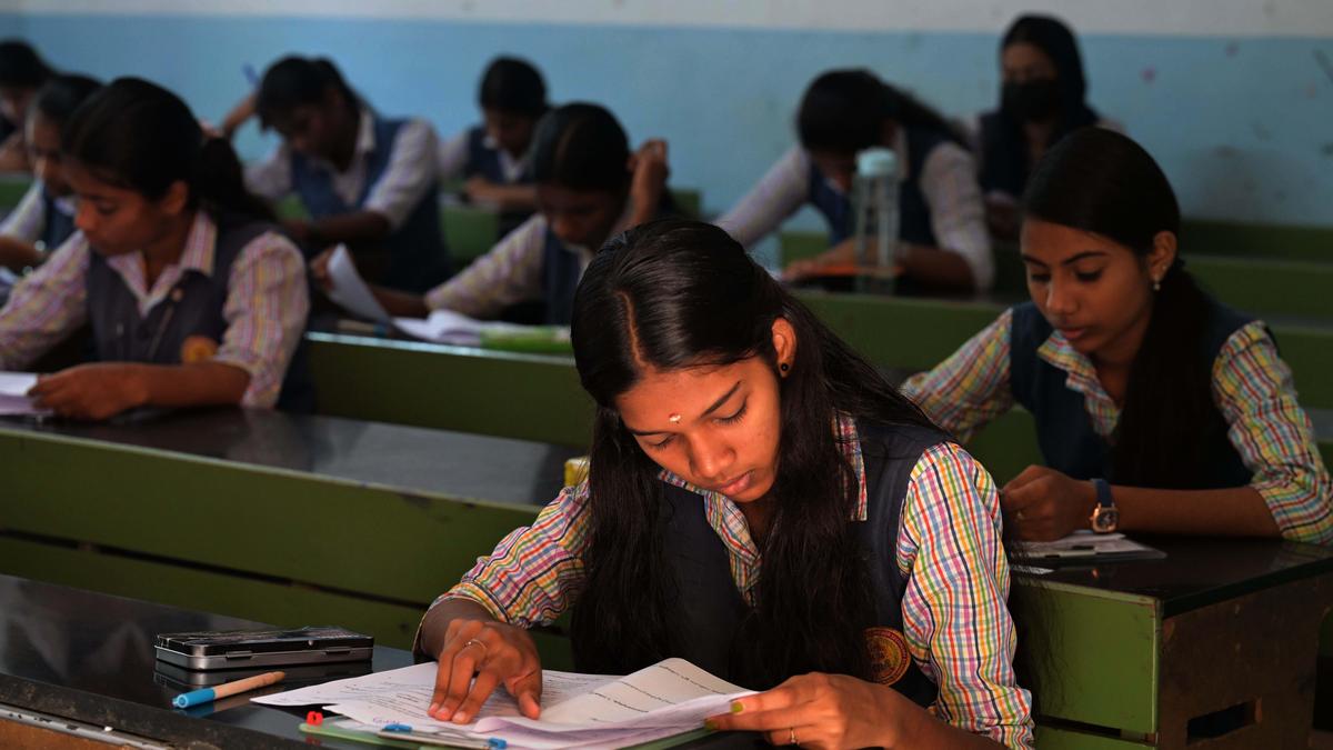 Forum petitions UDF government in Kerala seeking reforms in education sector