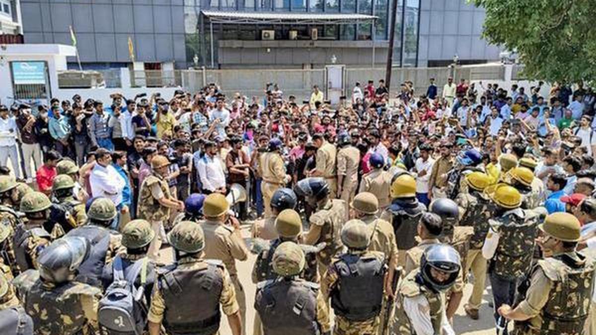 Noida protests: U.P. STF ‘picks up’ 2 DU students; 1 released