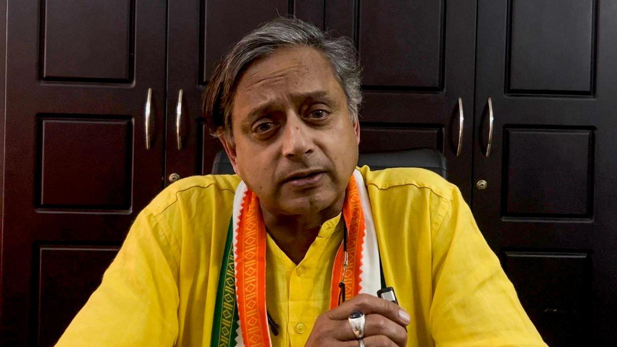 Majority of Kerala voters are in a mood for change: Shashi Tharoor in Kerala