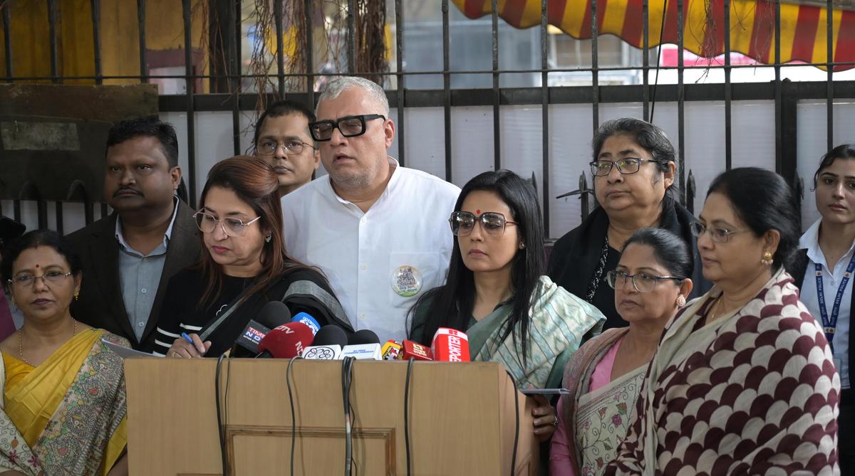 Trinamool Congress delegation to Election Commission against SIR in West Bengal