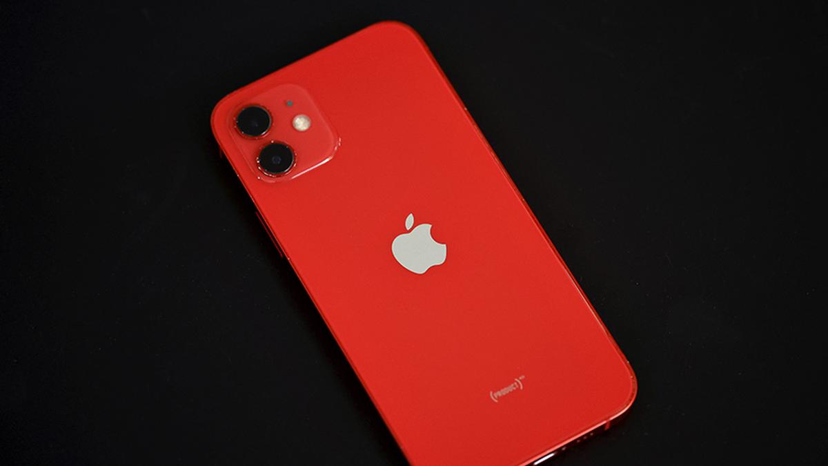 Man orders iPhone with COD option, kills delivery boy after receiving it