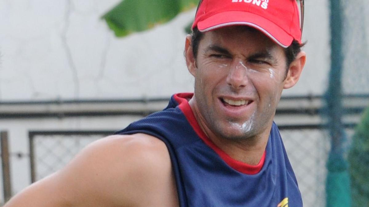 Sri Lanka hires South African consultant coach