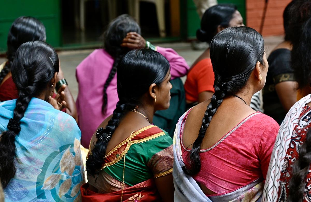 Devadasi community submits letters to govt. over gaps in survey - The Hindu