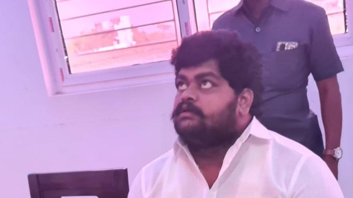 Probe begins into alleged threat to Vivekananda Reddy case approver Dastagiri