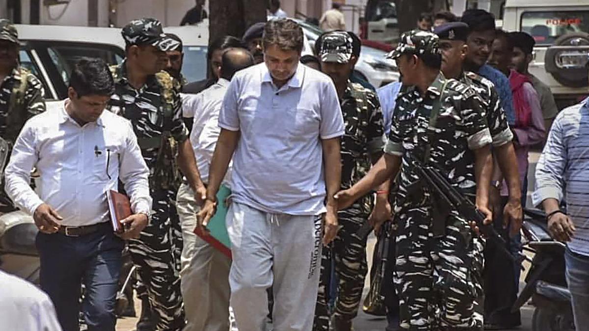 Chhattisgarh liquor 'scam' | ED attaches assets worth over ₹121 crore of IAS officer Tuteja, Raipur Mayor's brother