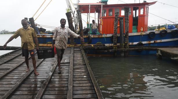 Fishers demand stringent action against juvenile fishing