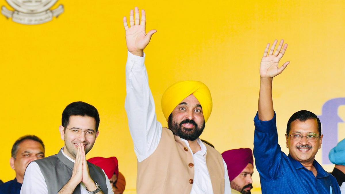 In Punjab, AAP sets tone for 2024 parliamentary polls, hits out at Modi 