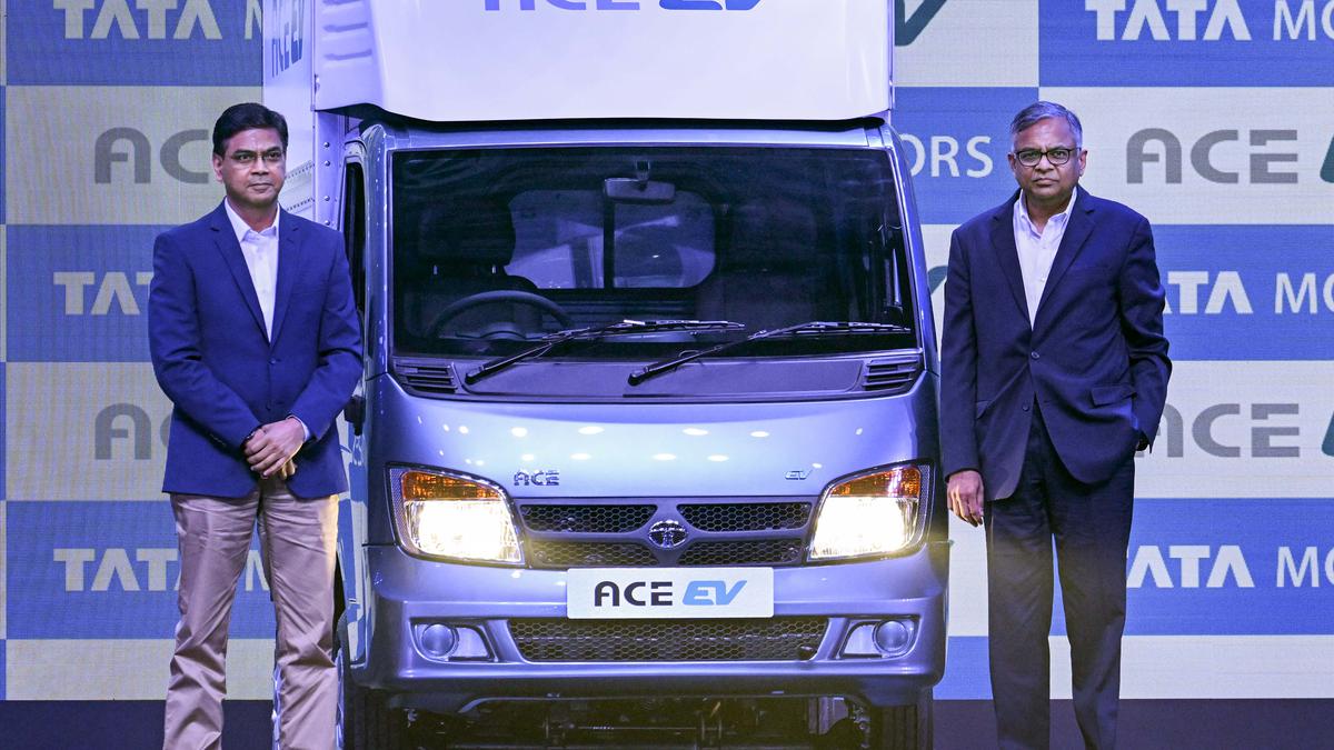 Tata Motors unveils Ace EV, bags order for 39,000 units from e-commerce ...