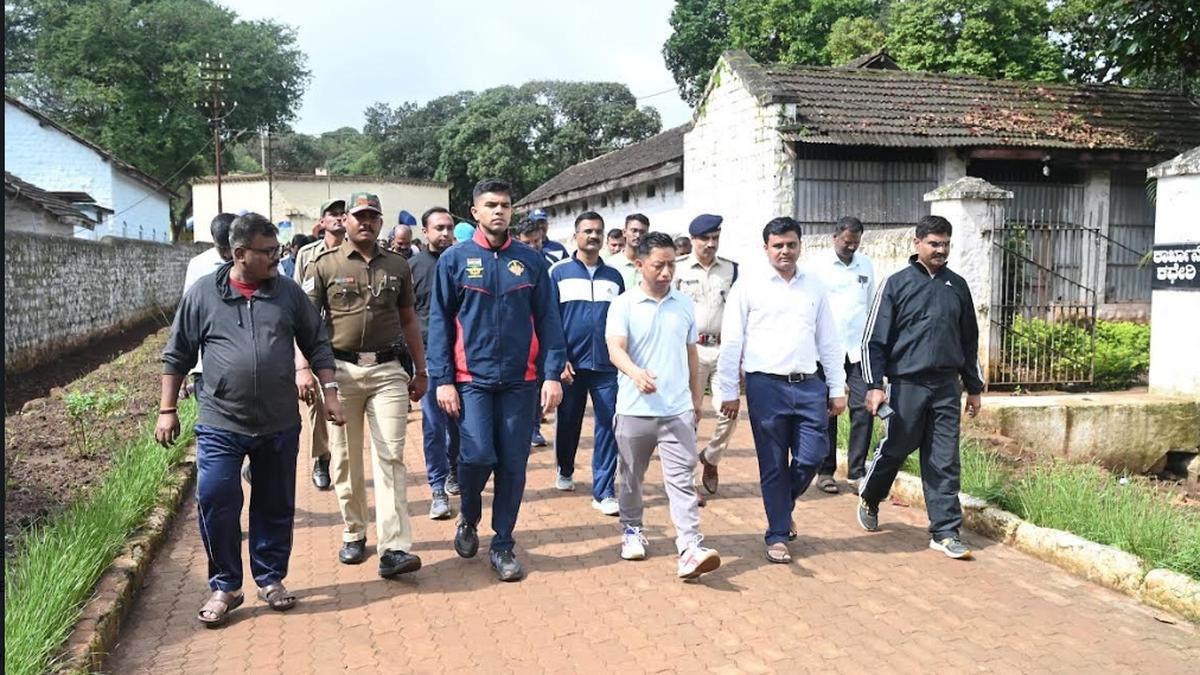 Police raid Hindalga Jail in Belagavi