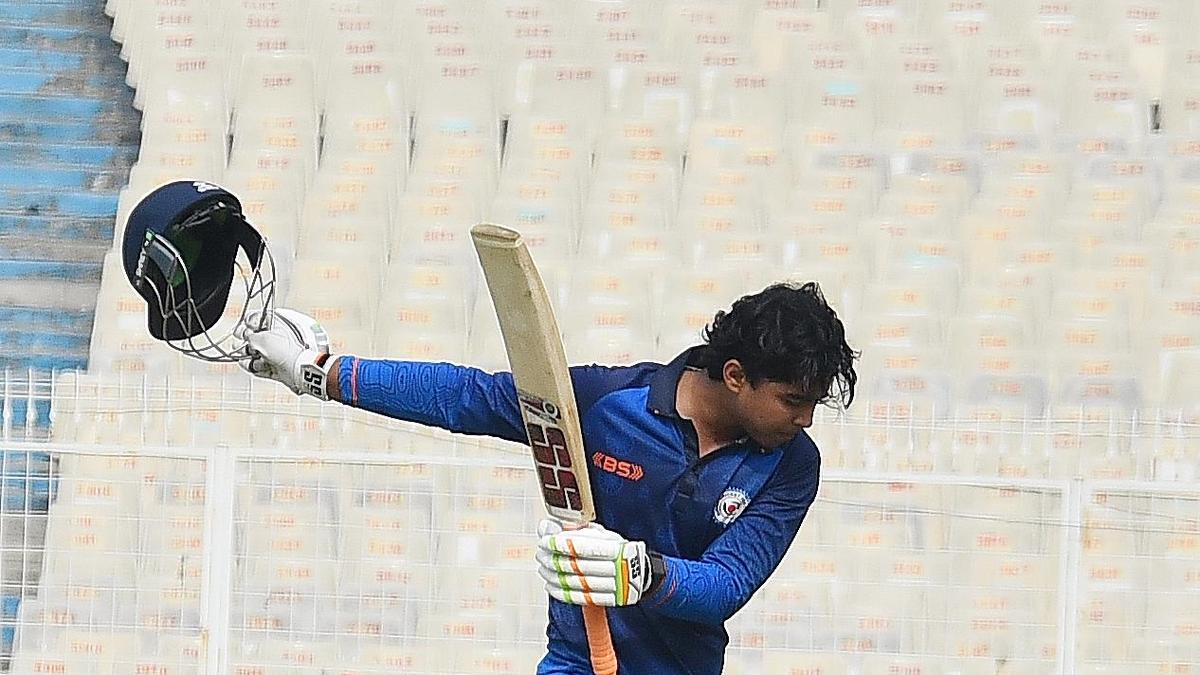 SMAT 2025-26 | Haydarabad, Uttar Pradesh’i yenmeyi başarıyor; Suryavanshi’nin müthiş tonu boşa gidiyor