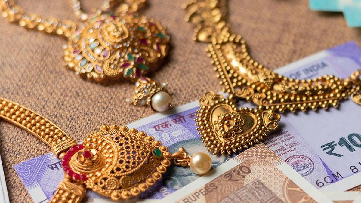 Gold loan firm accuses woman employee, others of stealing pledged gold from head office in Bengaluru