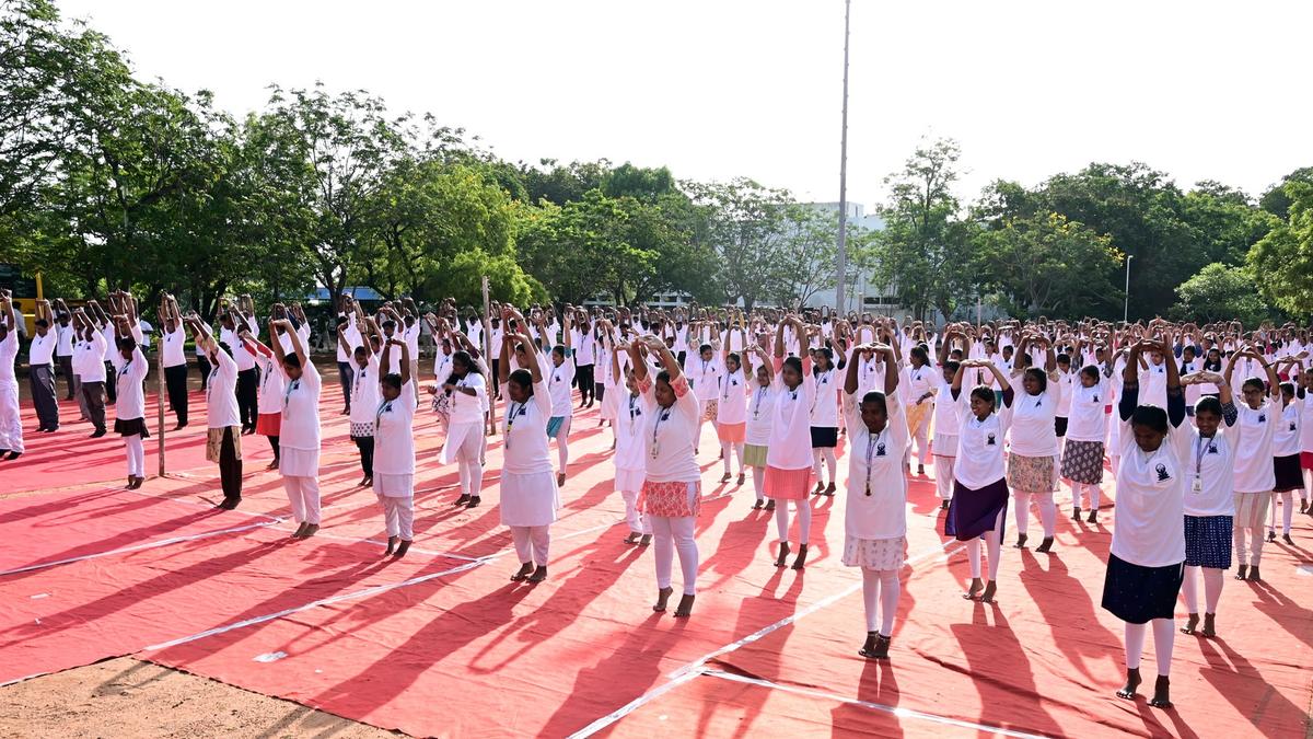 Asanas, talk on benefits of staying fit mark the International Yoga Day in Tiruchi
