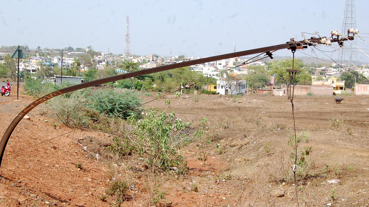 Recent unseasonal rains in Maharashtra killed 3 people in Nanded district, affected 10,000 farmers: report