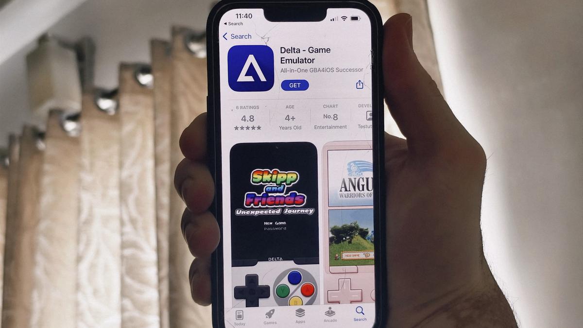 delta emulator launched for apple devices