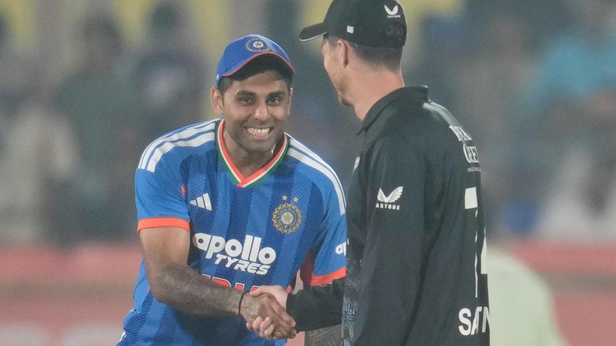 IND vs NZ fourth T20I: India opt to bowl against New Zealand