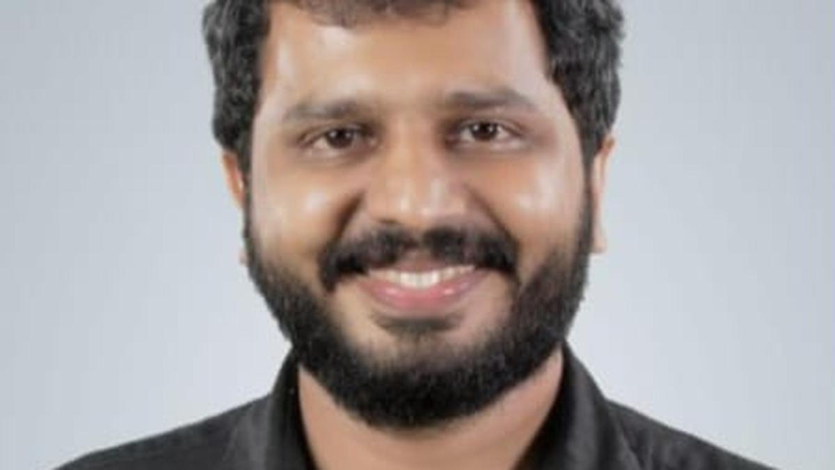 Assistant professor collapses and dies during Onam celebrations on college campus