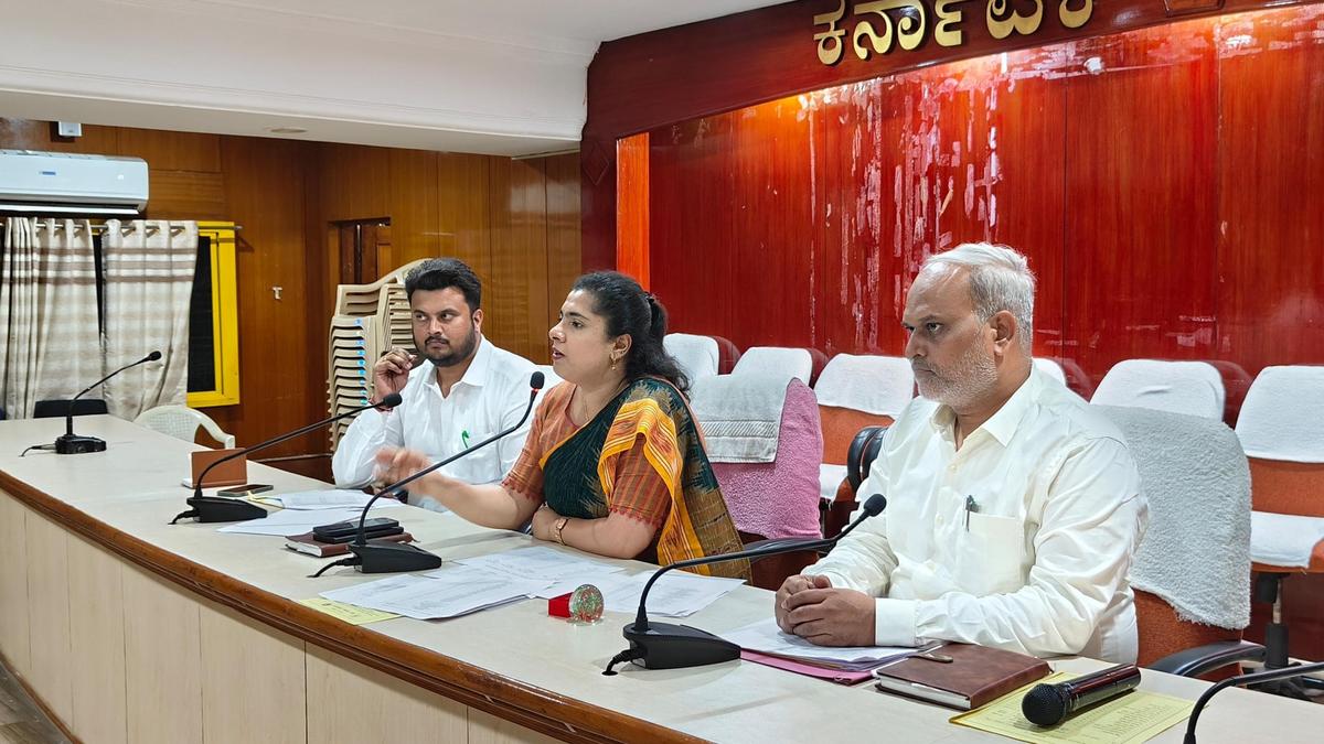 Raising awareness on crop insurance among farmers is officials’ duty, says DC Fouzia Taranum 