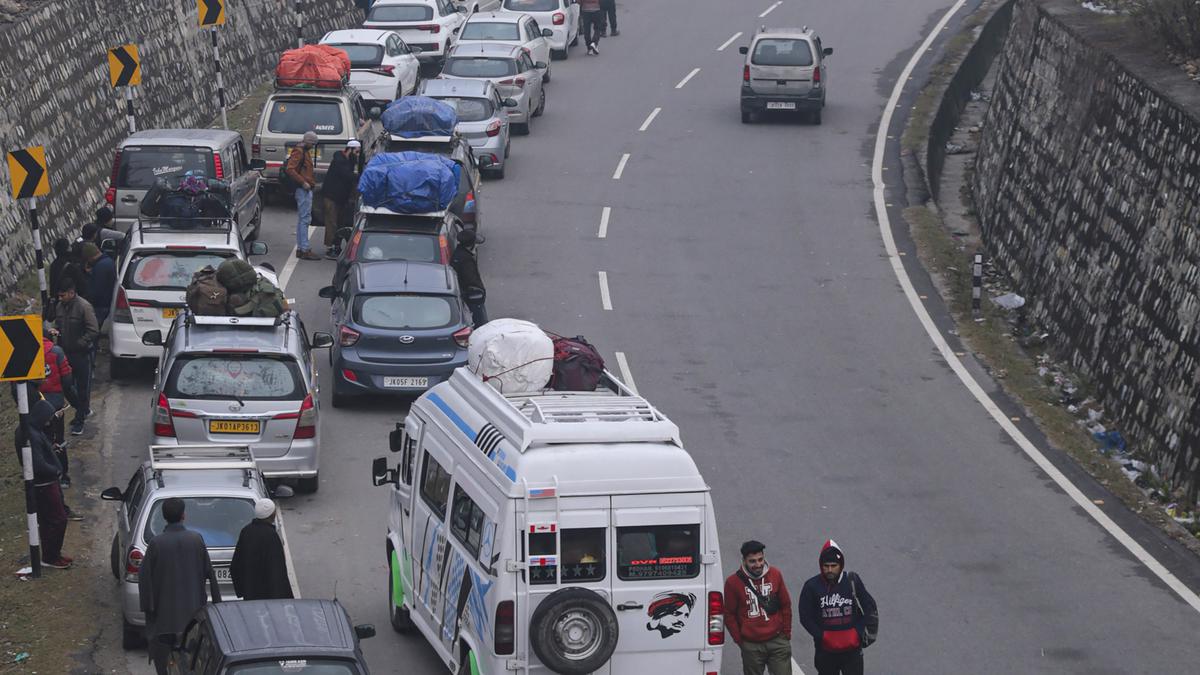 Srinagar-Jammu highway reopened; flight operations resume in Kashmir Valley a day after snowfall