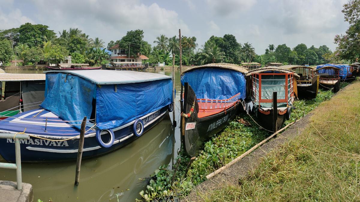 Vacation crowd shuns Kumarakom amid hot weather