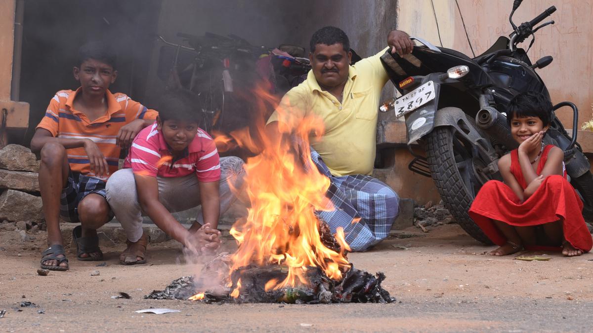 Coimbatore Collector appeals to residents to celebrate a ‘smokeless’ Bhogi this year