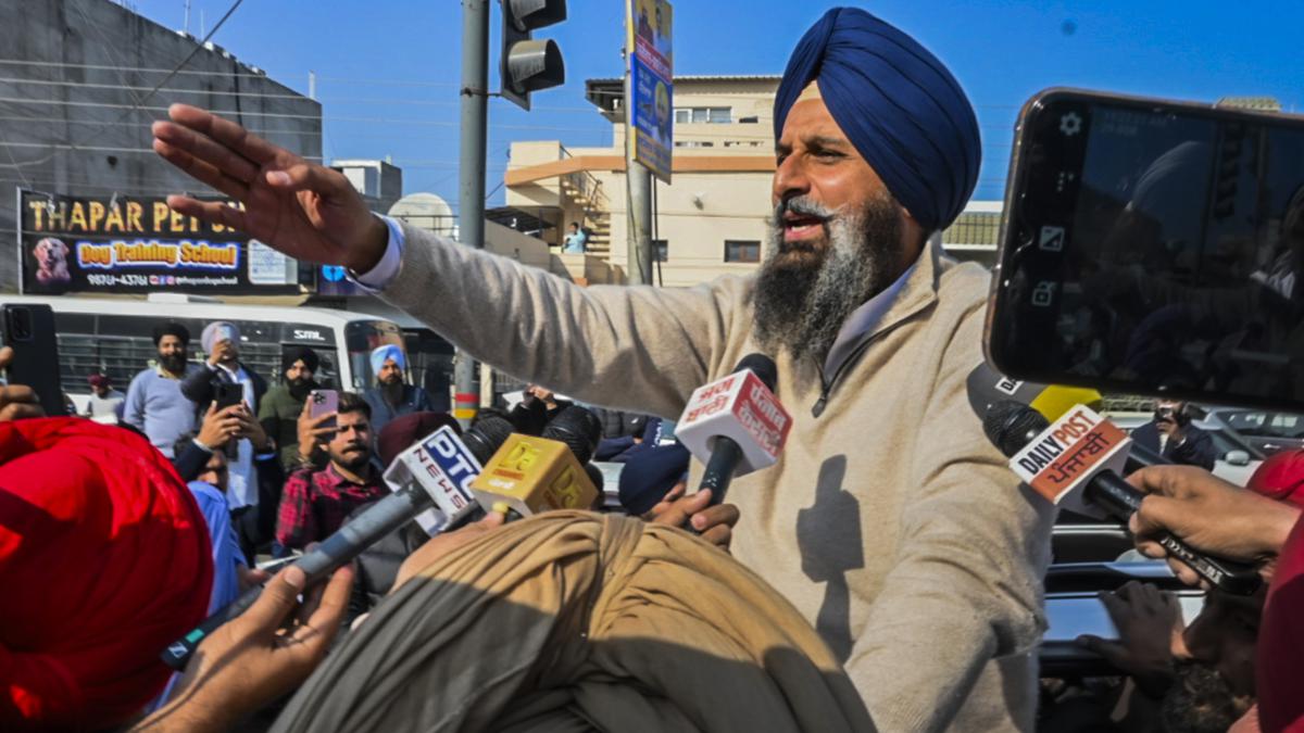 Akali leader Bikram Majithia appears before Punjab SIT for questioning in drugs case